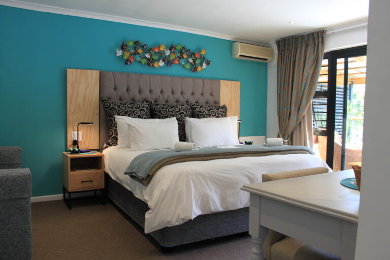 Rm 8 Deluxe King Bed
